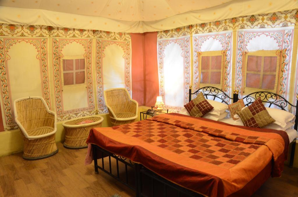 The Aravali Tent Resort Udaipur Oda fotoğraf