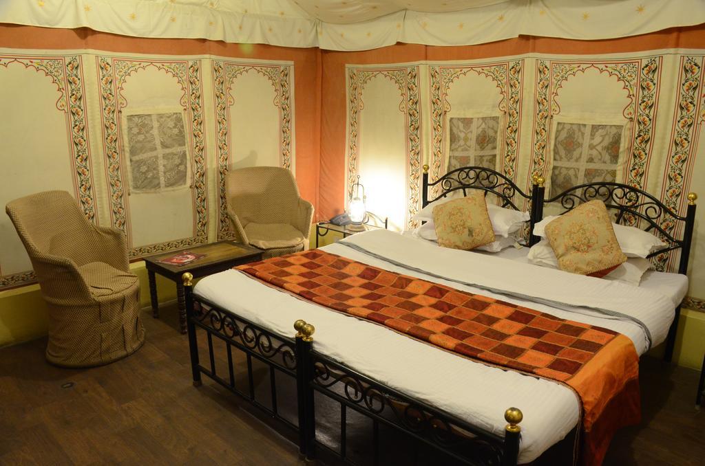 The Aravali Tent Resort Udaipur Oda fotoğraf