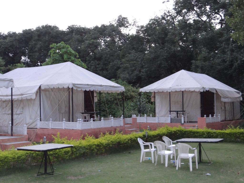 The Aravali Tent Resort Udaipur Oda fotoğraf