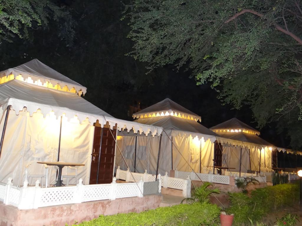 The Aravali Tent Resort Udaipur Oda fotoğraf